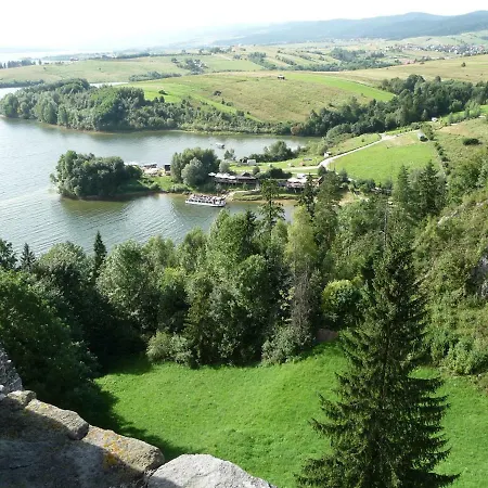 Dom Sosenek منزل للإقامة *